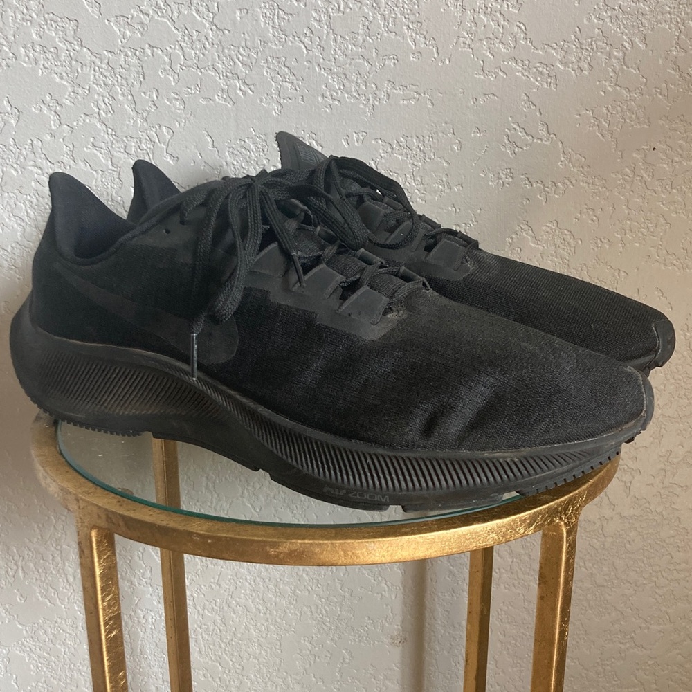 Nike Men’s Pegasus 37 size 13